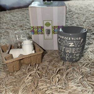 Scentsy wall wax warmer crazy hot mess includes bulb.